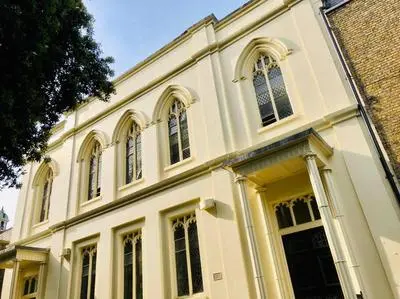 Superb 2 bed flat in Margate - historic, central location!