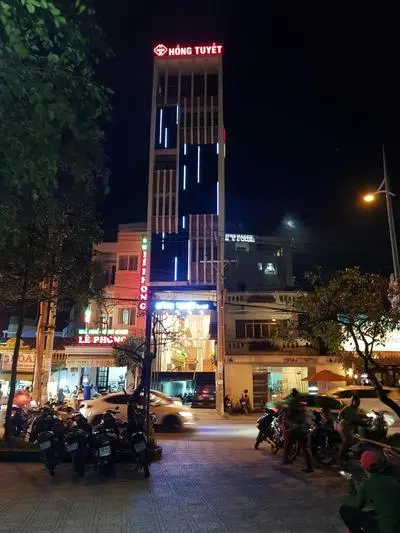 Hồng Tuyết Hotel PQ - by BAY LUXURY