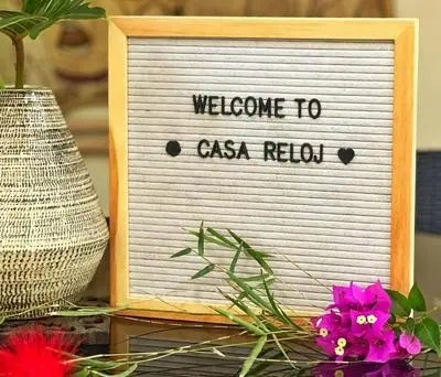 CASA RELOJ