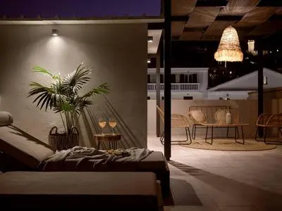 Astarte Villas - Di Lusso Living Suites