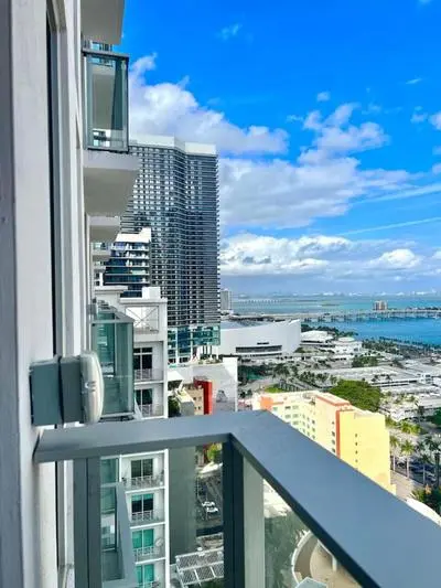 Ocean view Studio Pool and gym