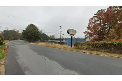 Lamplighter Inn by OYO Charlotte Airport Area