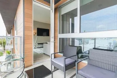 New 2 Bedroom Modern Luxury Views WeHo sm