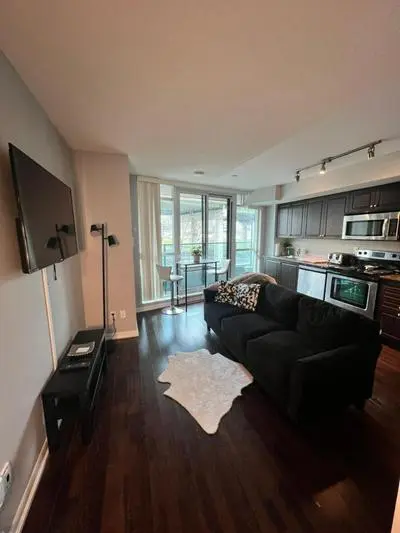 Downtown Toronto Cozy Suite