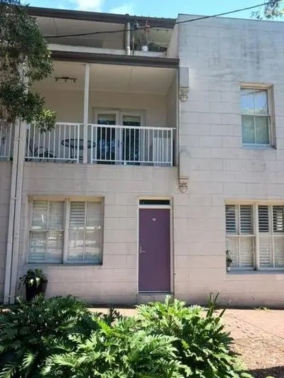 Classic Metro 3 Level Terrace