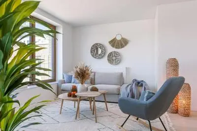 Huswell - Stylish apartment with terrace near the beach