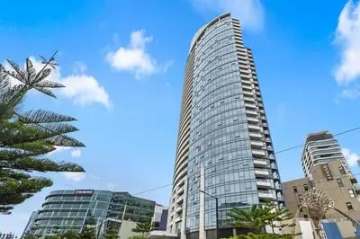 A 2BR Apt with Amazing Harbor Views FREE Parking