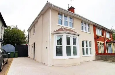 Large 5 Bedroom House - Harlequin Gardens by Tŷ SA