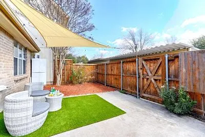༄Entire townhome༄2B/2BA/2Parking༄ Backyard