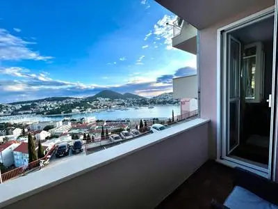 Ocean Breeze Suite