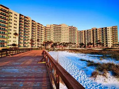 Regatta Beach Club S614