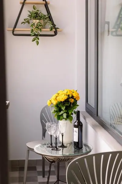 hotelise l Scarlet Apartment