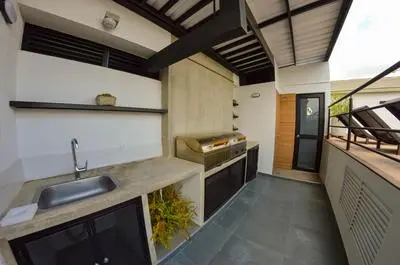 Enseguida del centro comercial portal del Quindio