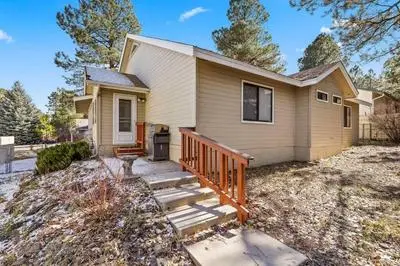 Mountain Getaway - 3 Bedroom 2 Bath Home