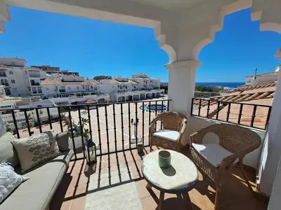 Holidays & Home Vistas Benalmadena Costa,2 hab ,piscinas , garaje