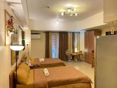 Spacious condo in Venice Luxury Residences