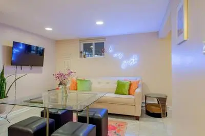 2-BR City Retreat Peace Privacy & Parking