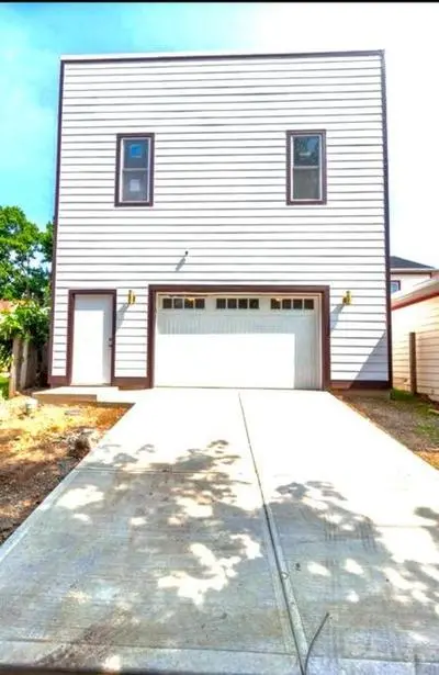 Cozy 2 Bed House- Downtown Indy