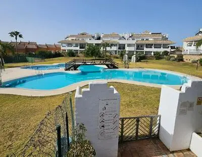 Apartamento en Benalmádena, con vista al mar