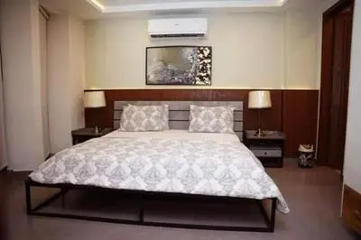 Diamounts luxury living