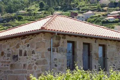 Charming house in Riba de Mouro with terrace and parking