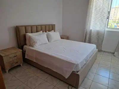 Cozy Apartament Sarand