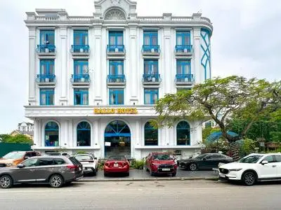 Hallo Hotel