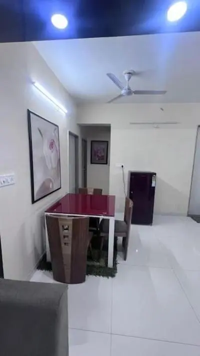 Cozy 2BHK in Prime Location