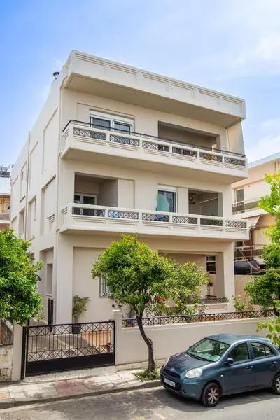 Easy Living City Apartment