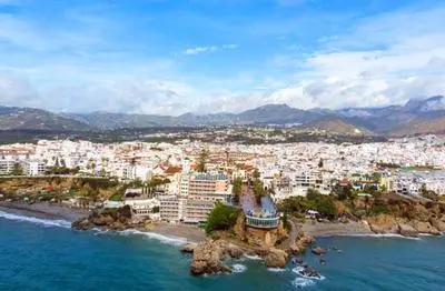 Modern apartment in Nerja with balcony and city view 48 sqm