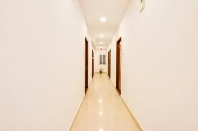 Hotel O by OYO Siri Inn guest house