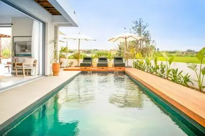Lora Pearl Luxury Villa