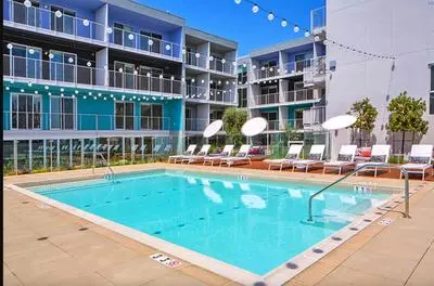 Modern 1 bedroom Apartment