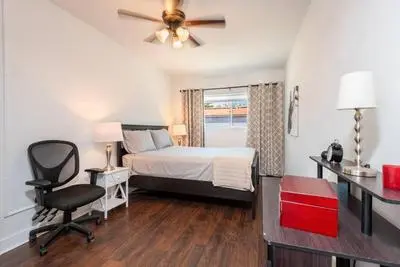 Marina Gem Spacious 2BR Apt with Patio Parking