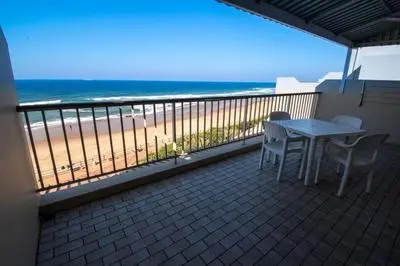 19 Bronze Beach Umhlanga Rocks