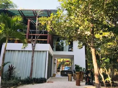 Private Jungle Villa with Full Kitchen & Pool Access