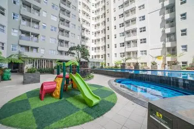 Homey 2BR Apartment at Parahyangan Residence near Parahyangan University By Travelio