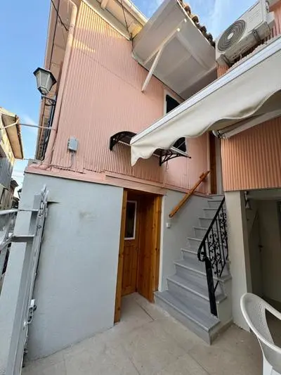 Traditional Lefkas Marina House