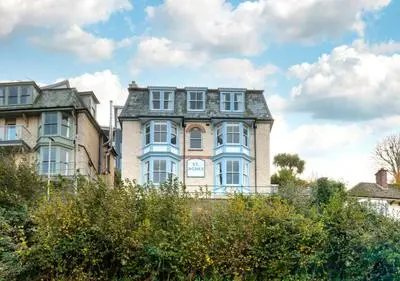 5 Bed in Ilfracombe oc-stagn