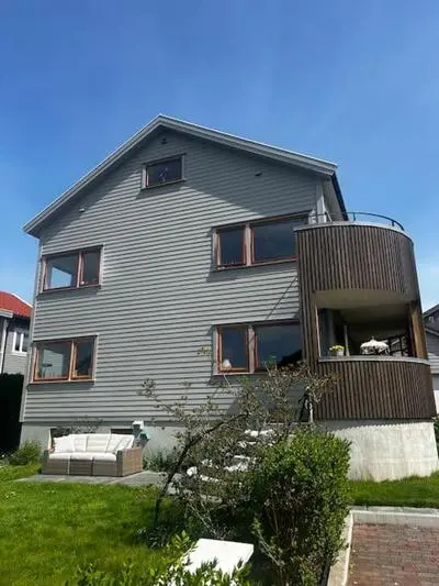 ONS Large villa, walking distance to town