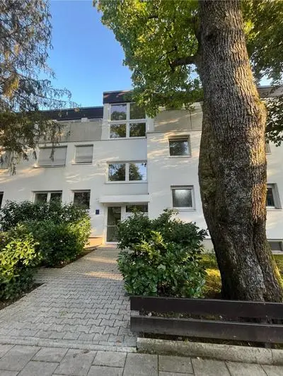 Modern Studio with Garden Near Isar River, Munich