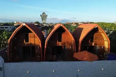 Murna Villa 3, A modern Balinese wooden house 360 GWK view