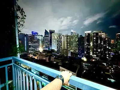 High Rise Condominium with Balcony, Pool, Skygarden, Grand lobby and Working Lounge 28F