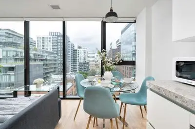 1BR Condo Cafe & Bar Paradise 100 walk score