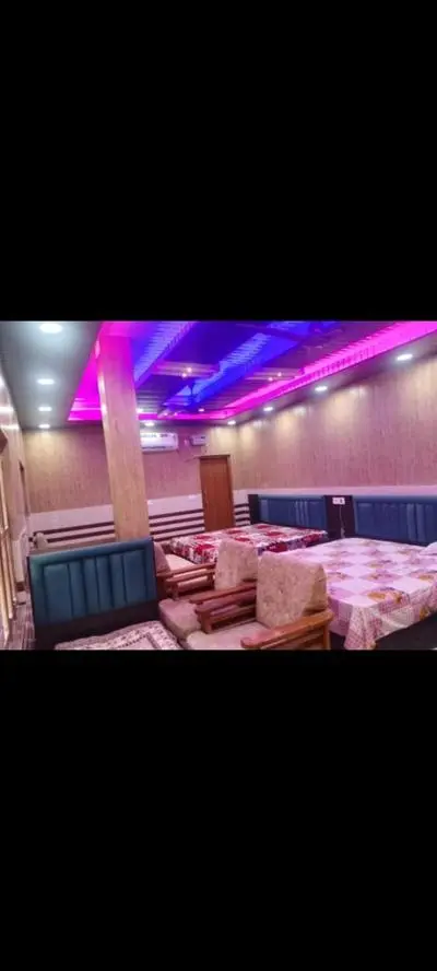 Shri Kanha Ji Divine Dham Vrindavan