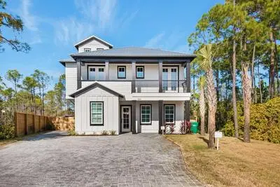 Brand New Luxury Home Golf Cart Nature Views