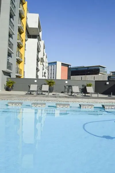 Millennial Apartments, Amplify Living - 1 Bedroom Apartments,AIRCON, FREE PARKING,5 MIN WALK TO GATEWAY