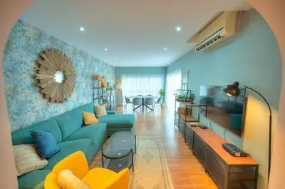 Stylish, large 3bedroom, seafront terrace GOSLM-13