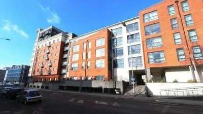 Stunning apartment in Reading near City Centre & Train Station