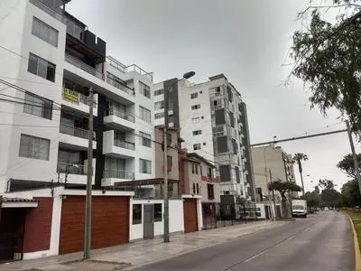 Moderno Apartamento Vista al Parque - San Borja Sur - Lima Perú